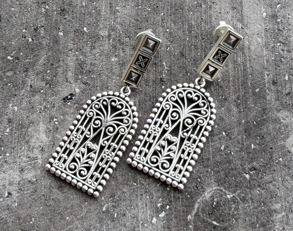 Earrings "Yerevan" with rectangular detail 