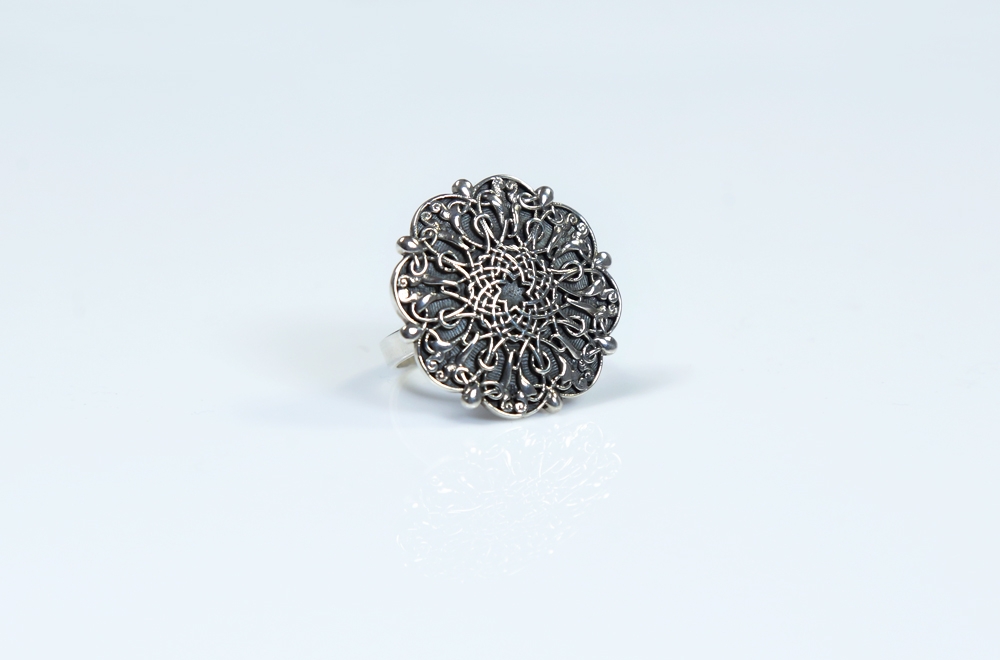 Ring "The Universe" thumbnail