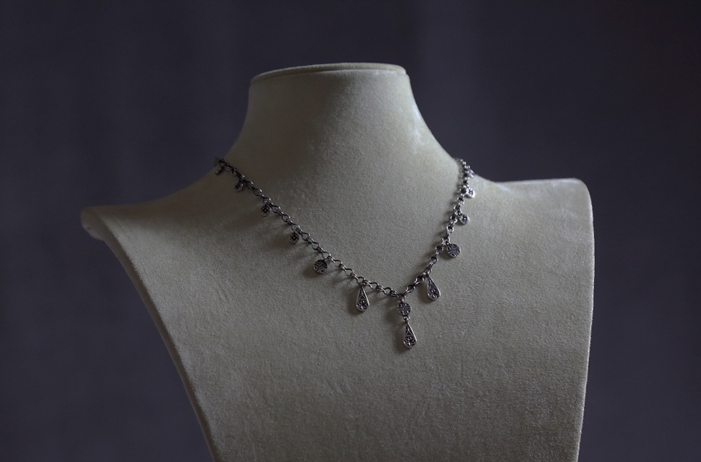 Necklace "Daghdghan" thumbnail