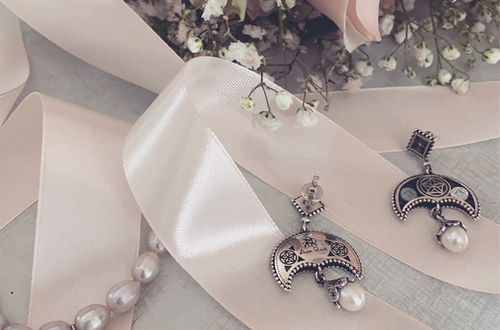 Earrings "Silver Queen" thumbnail