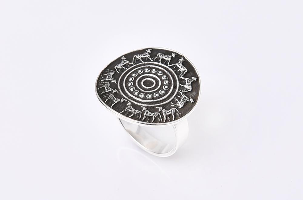 Classic Ring "Urartu" thumbnail