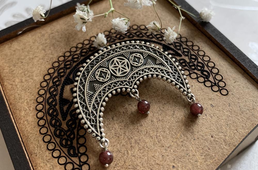 Brooch "Daghdghan" with  Ball Stones thumbnail